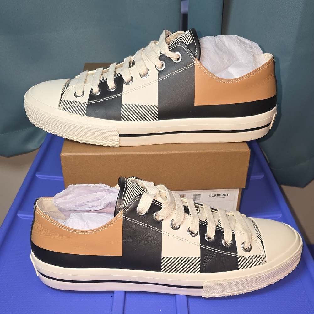 Burberry Larkhall Low Top Sneakers Size 44/11 Mens